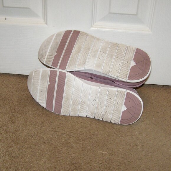 VIONIC size 8.5 Mauve leather sneakers - Picture 14 of 16